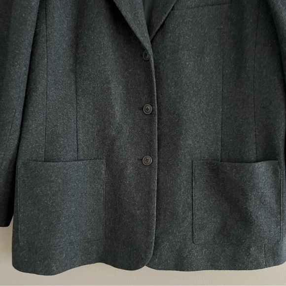 Eddie Bauer Womens Wool Blend Blazer Jacket 3-Button Fully Lined Gray Sz XL - Picture 5 of 15